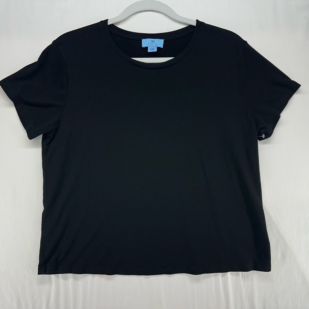 CeCe Women's Black Crewneck‎ Basic Layering Knit T-Shirt Top Size M